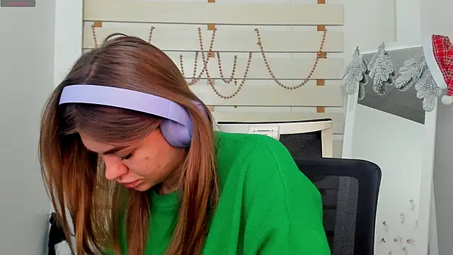 Josephine Kiss online show from 20, 12, 2024