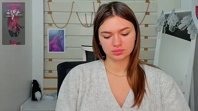 Josephine Kiss online show from 22, 12, 2024