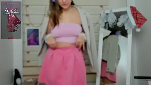 Josephine Kiss online show from 17, 1, 2025