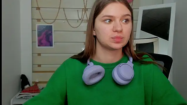 Josephine Kiss online show from 21, 2, 2025