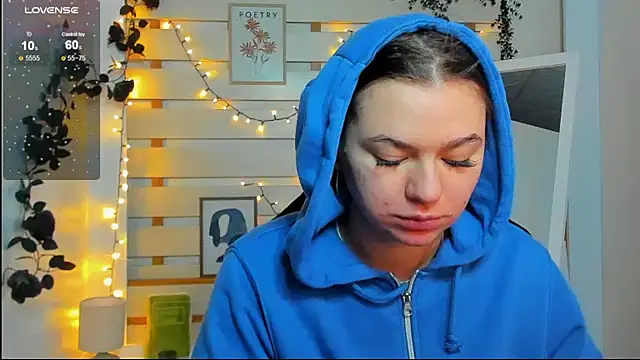 Josephine Kiss online show from 10, 2, 2026