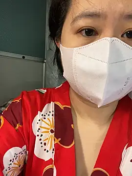 ninini92 online show from 31, 12, 2024