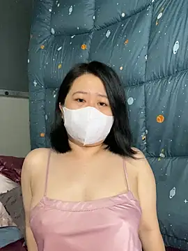 ninini92 online show from 24, 2, 2025