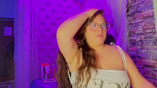 SaraThomso online show from 20, 11, 2025