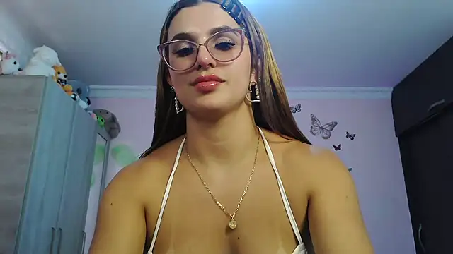 caroline jonson online show from 5, 11, 2025