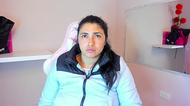 Snapshot of Danna_777_ chatting on 21, 12, 2024 Danna 777 online show from 21, 12, 2024