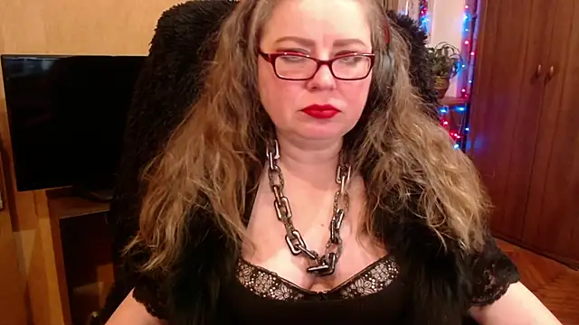 Snapshot of Miss_Tress chatting on 15, 12, 2024 Miss Tress online show from 15, 12, 2024