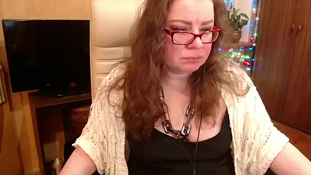 Snapshot of Miss_Tress chatting on 14, 3, 2025 Miss Tress online show from 14, 3, 2025