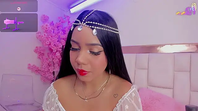 SenniaBella online show from 21, 3, 2025