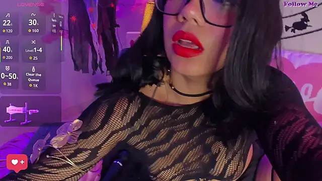 SenniaBella online show from 29, 10, 2025