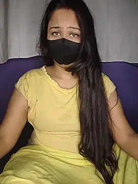 Snapshot of priya__angel chatting on 5, 10, 2025 priya angel online show from 5, 10, 2025