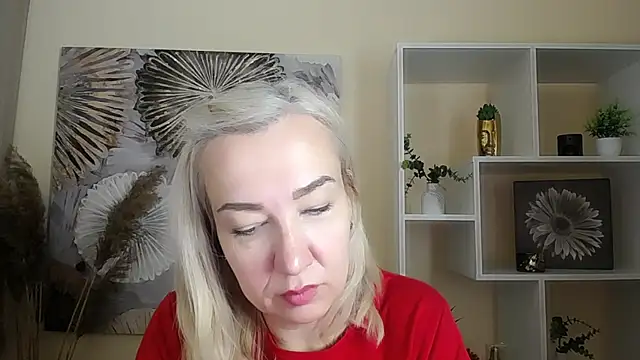 Snapshot of Amor_fati_ chatting on 3, 10, 2025 Amor fati online show from 3, 10, 2025