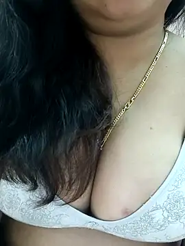 cuteyqueen online show from 7, 1, 2025