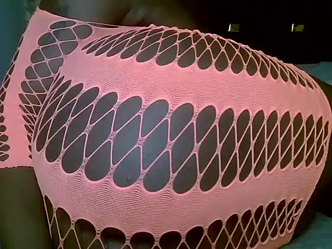 Its tyra online show from 8, 10, 2025