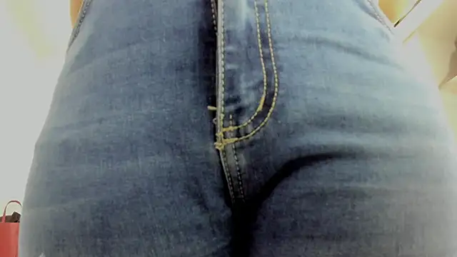 Snapshot of Amelia_Debora_Antonella chatting on 9, 3, 2026 Amelia Debora Antonella online show from 9, 3, 2026