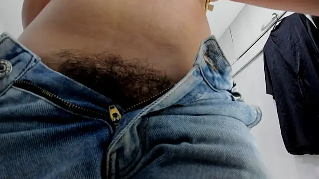 Snapshot of Amelia_Debora_Antonella chatting on 8, 4, 2026 Amelia Debora Antonella online show from 8, 4, 2026