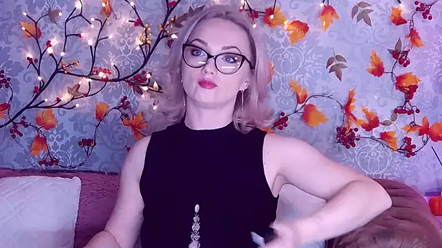 EllianaReese online show from 29, 10, 2025