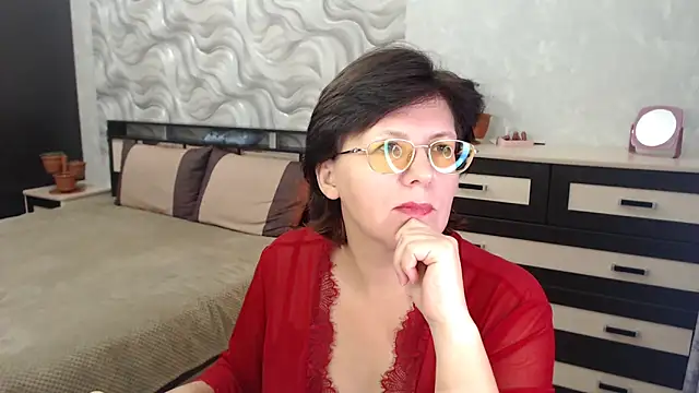 VitaCharm online show from 10, 12, 2024