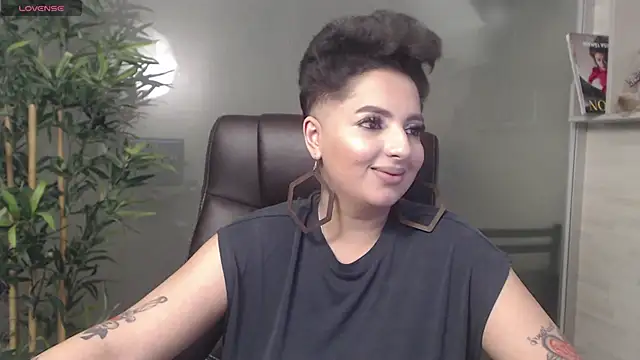 BustyAllyy online show from 11, 1, 2025