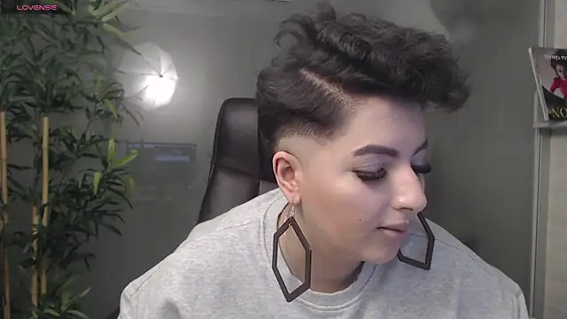 BustyAllyy online show from 14, 1, 2025