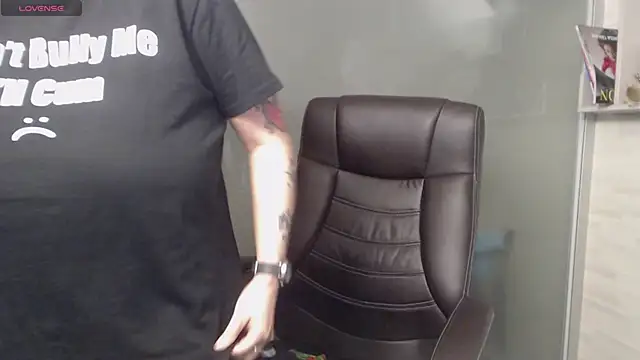 BustyAllyy online show from 17, 1, 2025