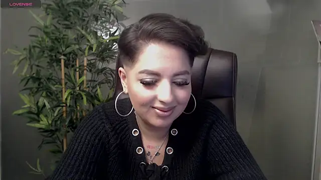 BustyAllyy online show from 5, 2, 2025