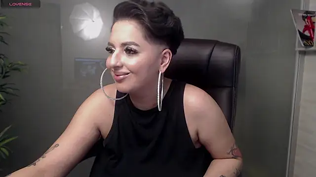 BustyAllyy online show from 6, 2, 2025