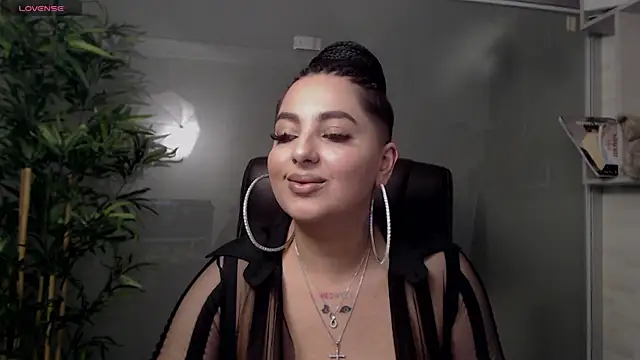 BustyAllyy online show from 5, 3, 2025