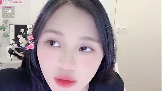 Snapshot of BEGONIA-- chatting on 4, 12, 2024 BEGONIA-- online show from 4, 12, 2024