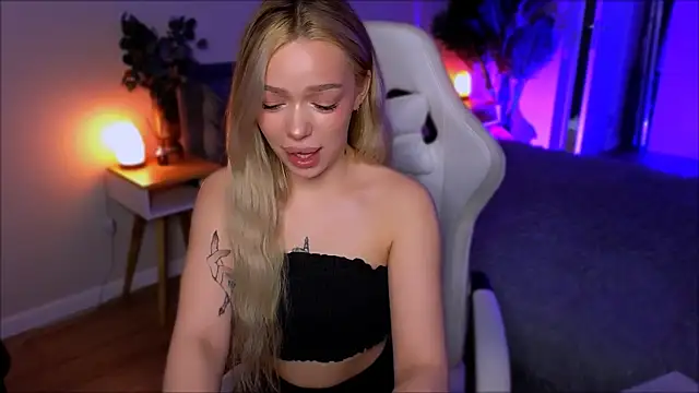 Lily Yin online show from 8, 4, 2026