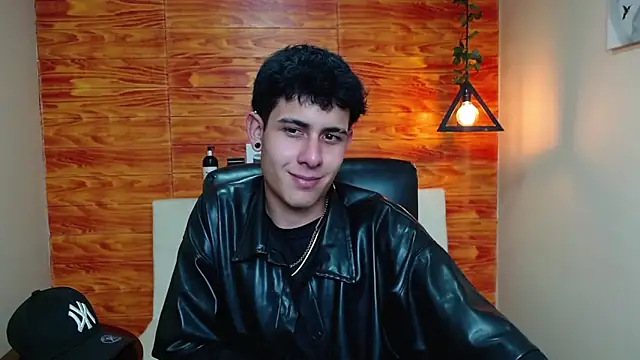 Bastiaan 28 online show from 10, 1, 2025