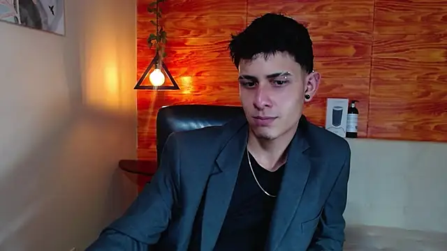 Bastiaan 28 online show from 7, 2, 2025