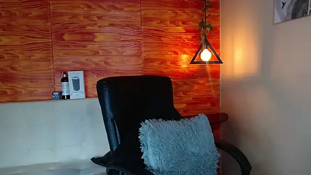 Bastiaan 28 online show from 9, 2, 2025