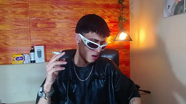 Bastiaan 28 online show from 13, 2, 2025