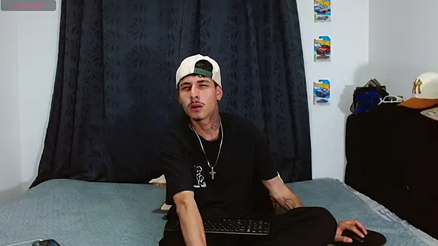 Bastiaan 28 online show from 6, 11, 2025