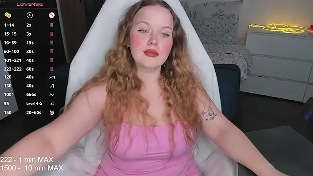 Snapshot of HANNA_MONTANAS chatting on 23, 9, 2025 HANNA MONTANAS online show from 23, 9, 2025