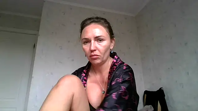 AngelinaLove28 online show from 5, 10, 2025