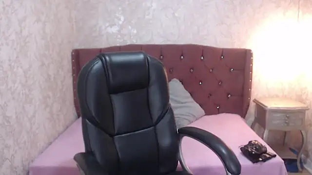 charlottemoonxz online show from 9, 1, 2025