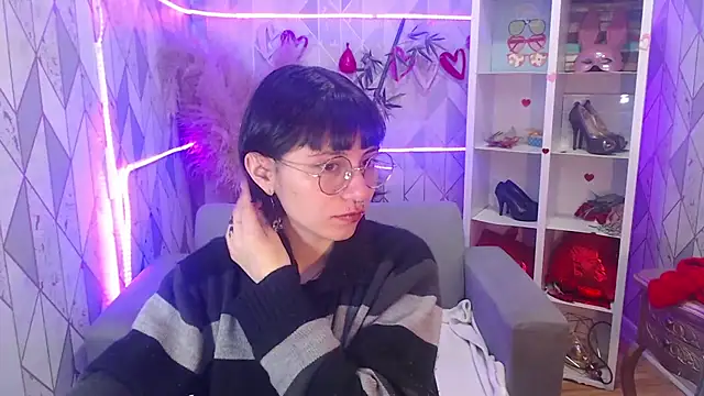 charlottemoonxz online show from 17, 10, 2025