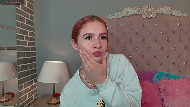 AdelaineBest online show from 24, 9, 2025