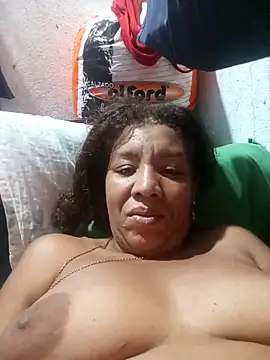 Snapshot of Surreyaa chatting on 2, 11, 2025 Surreyaa online show from 2, 11, 2025