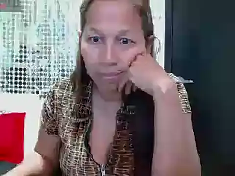 Snapshot of CaroMasha chatting on 1, 3, 2025 CaroMasha online show from 1, 3, 2025