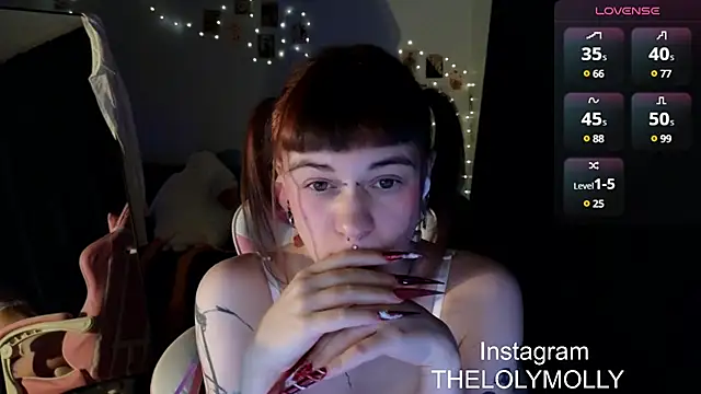 Snapshot of LolyMolli chatting on 19, 1, 2025 LolyMolli online show from 19, 1, 2025