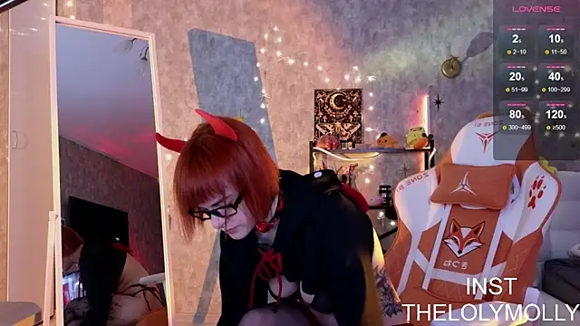 LolyMolli online show from 7, 2, 2026