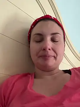 Snapshot of MilfyMrsRobinson chatting on 29, 1, 2025 MilfyMrsRobinson online show from 29, 1, 2025