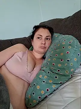 Snapshot of MilfyMrsRobinson chatting on 4, 2, 2025 MilfyMrsRobinson online show from 4, 2, 2025
