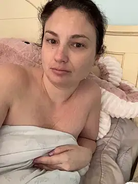 Snapshot of MilfyMrsRobinson chatting on 25, 2, 2025 MilfyMrsRobinson online show from 25, 2, 2025