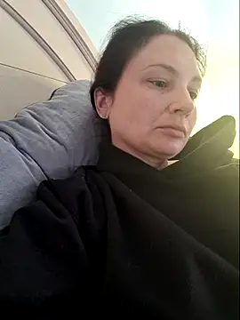Snapshot of MilfyMrsRobinson chatting on 7, 3, 2025 MilfyMrsRobinson online show from 7, 3, 2025