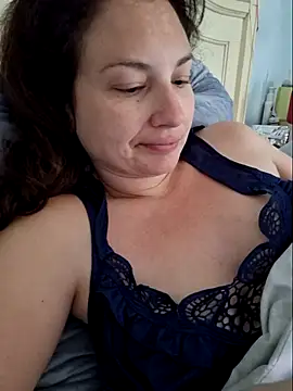Snapshot of MilfyMrsRobinson chatting on 11, 3, 2025 MilfyMrsRobinson online show from 11, 3, 2025