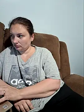 Snapshot of MilfyMrsRobinson chatting on 22, 9, 2025 MilfyMrsRobinson online show from 22, 9, 2025